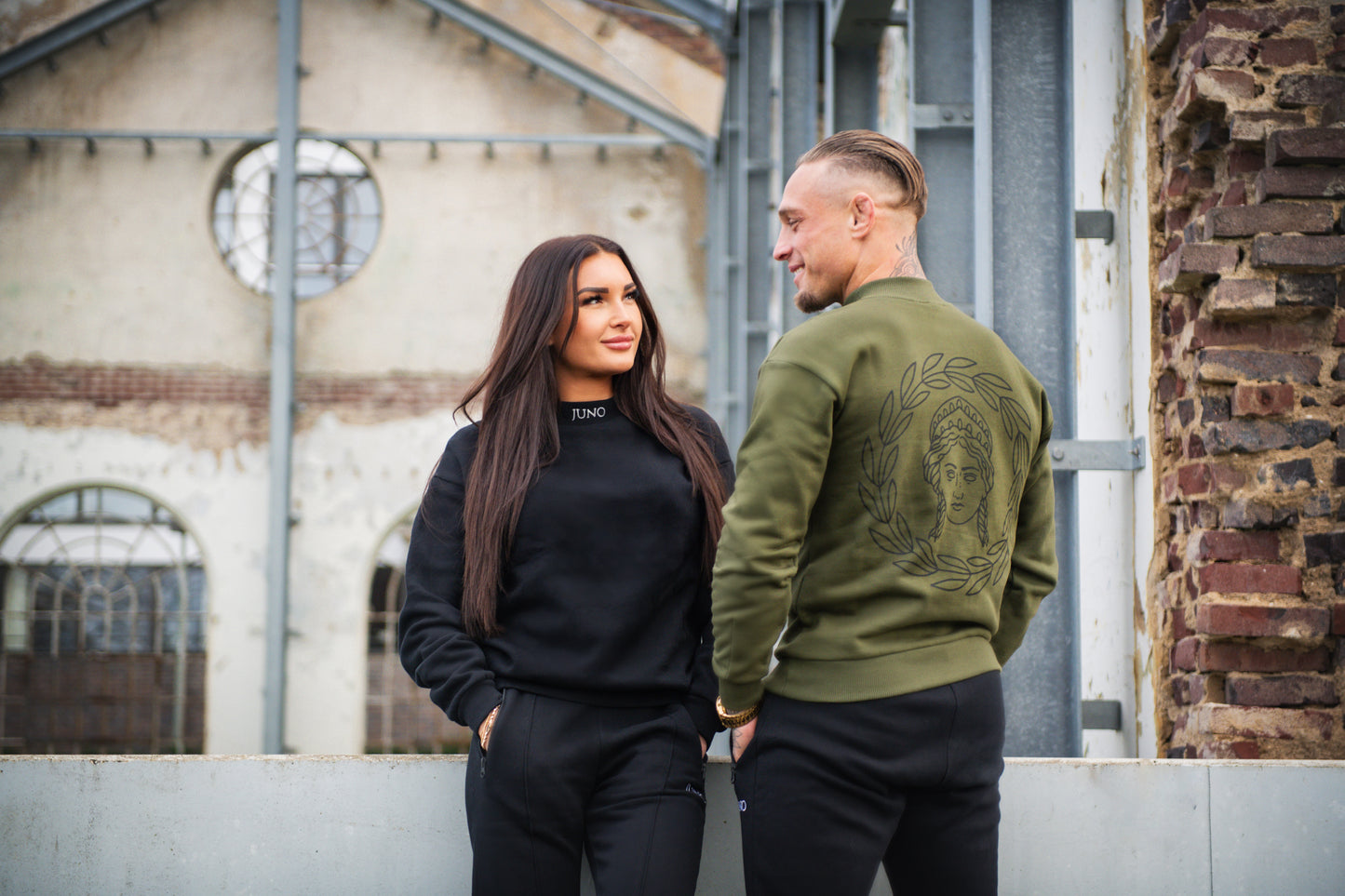 Juno sweater unisex black and green